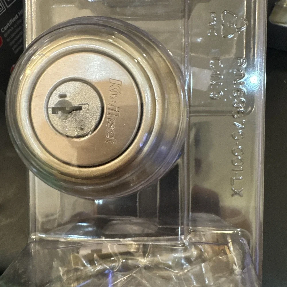 Kwikset‎ Single Cylinder Deadbolt Lock SmartKey Microban Satin Nickel 99800-123